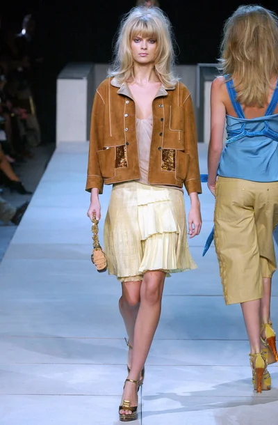 Look 3